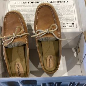 Tan Sperry Top-Sider Bluefidh mule. 5M